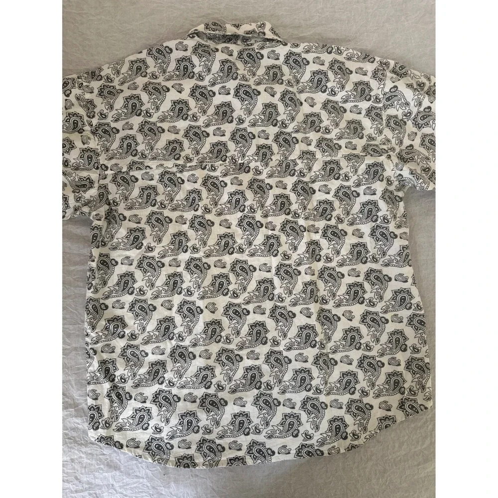 NWT ILIO Paisley Print Shirt Short Sleeve‎ Button Up Casual Top Mens Size Medium